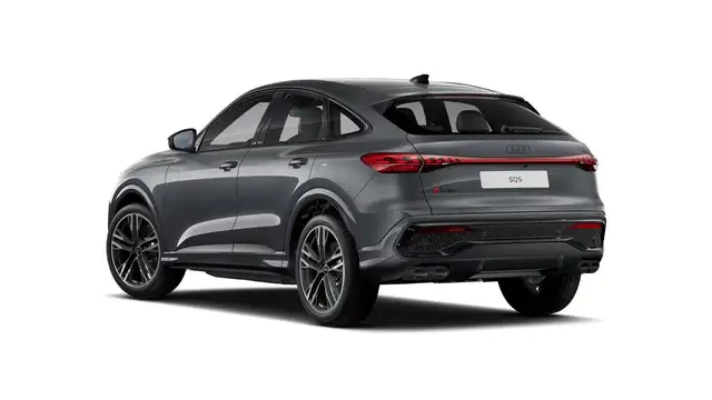 Audi SQ5 view 3
