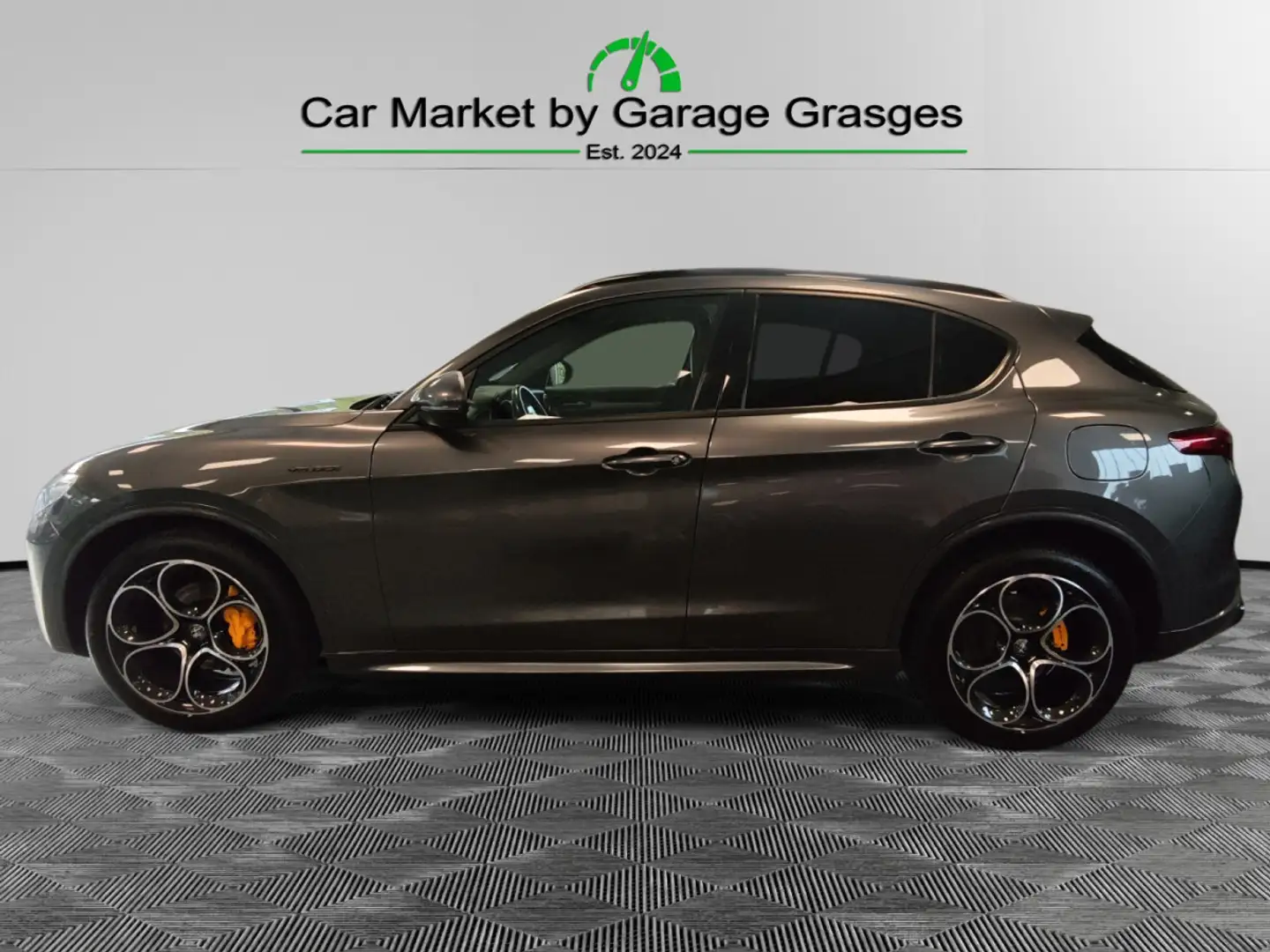 Alfa Romeo Stelvio VELOCE Q4 2.2 JTDM Grau - 2