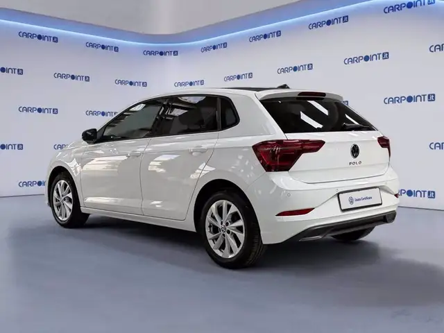 Volkswagen Polo view 5