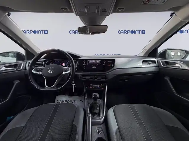 Volkswagen Polo view 12