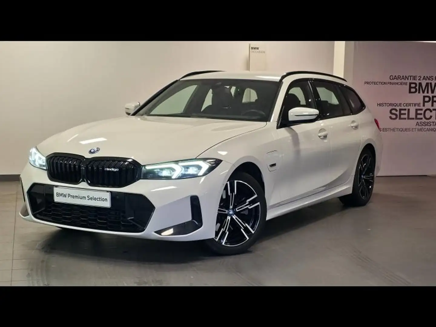 BMW 330 330eA 292ch M Sport Blanc - 1