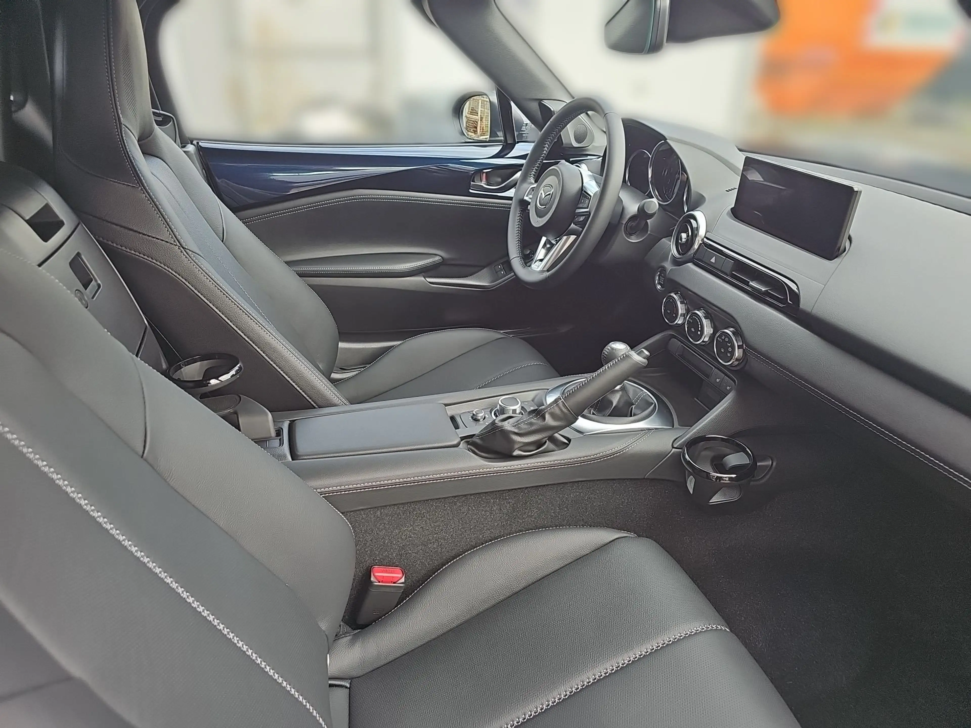 Mazda MX-5 1.5 SKYACTIV-G 136 Exclusive-Line LED PDC — photo 13