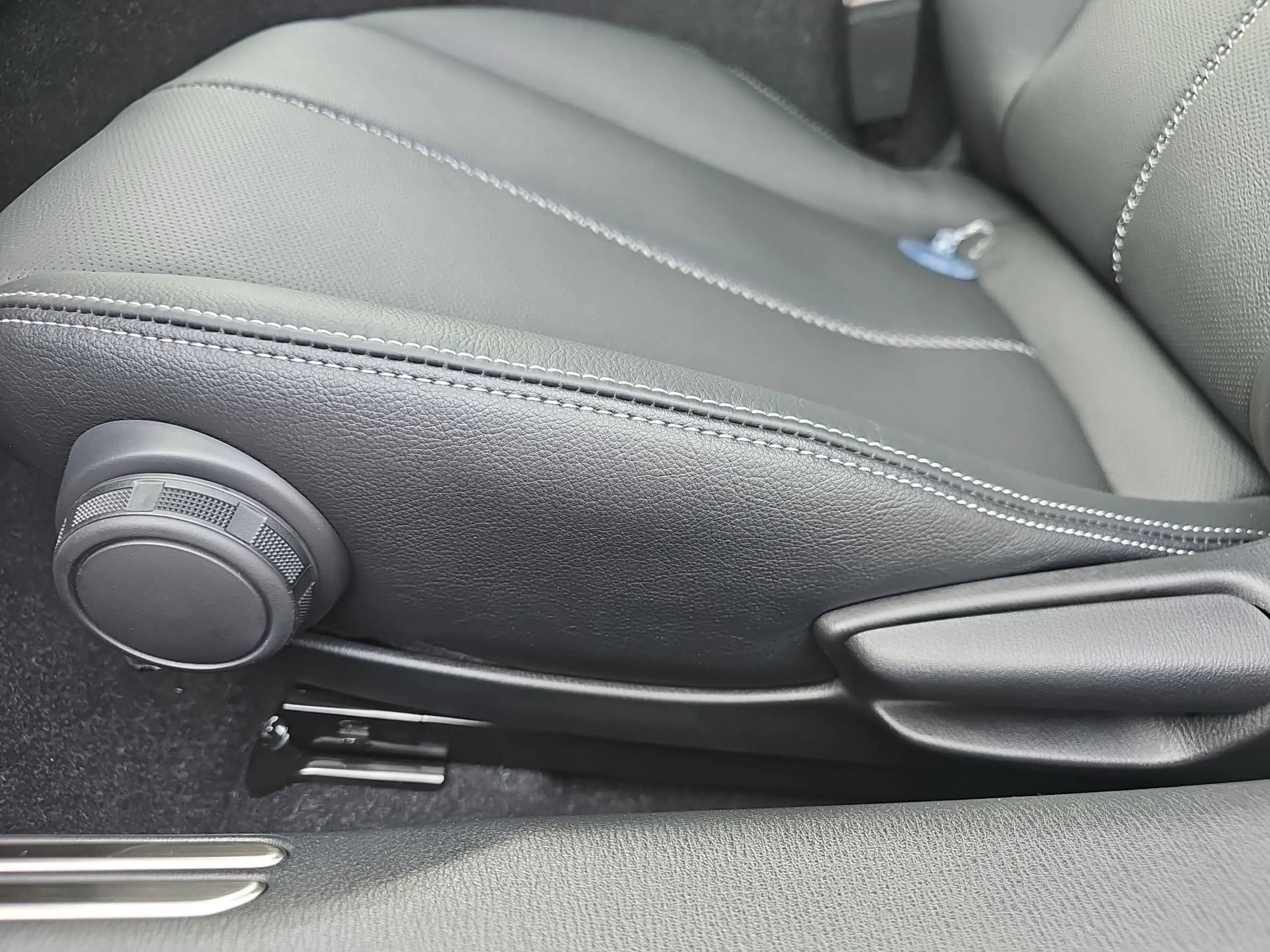 Mazda MX-5 1.5 SKYACTIV-G 136 Exclusive-Line LED PDC — photo 7