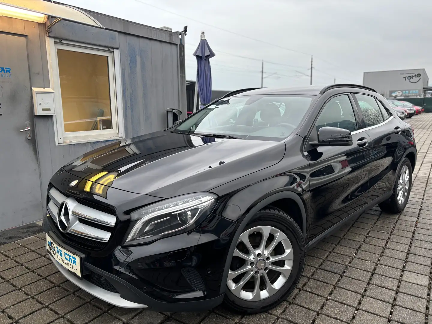 Mercedes-Benz GLA 200 (CDI) d 7G-DCT AUTOMATIK. Schwarz - 1