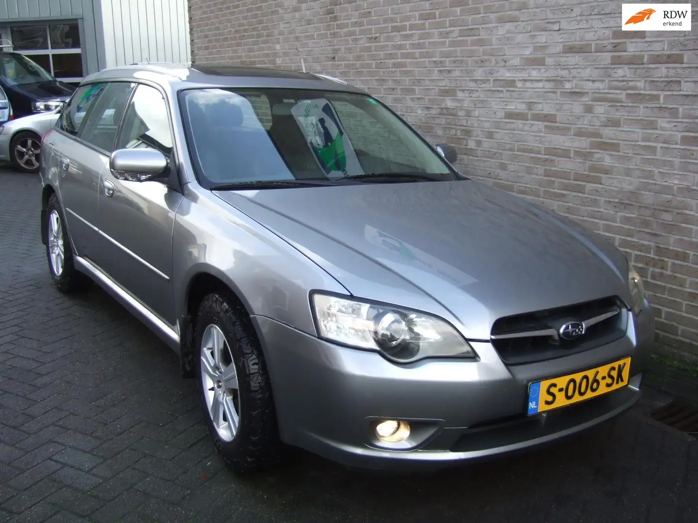 Subaru Legacy Touring Wagon 2.0R - Lederen bekleding - Trekhaak Grau - 1