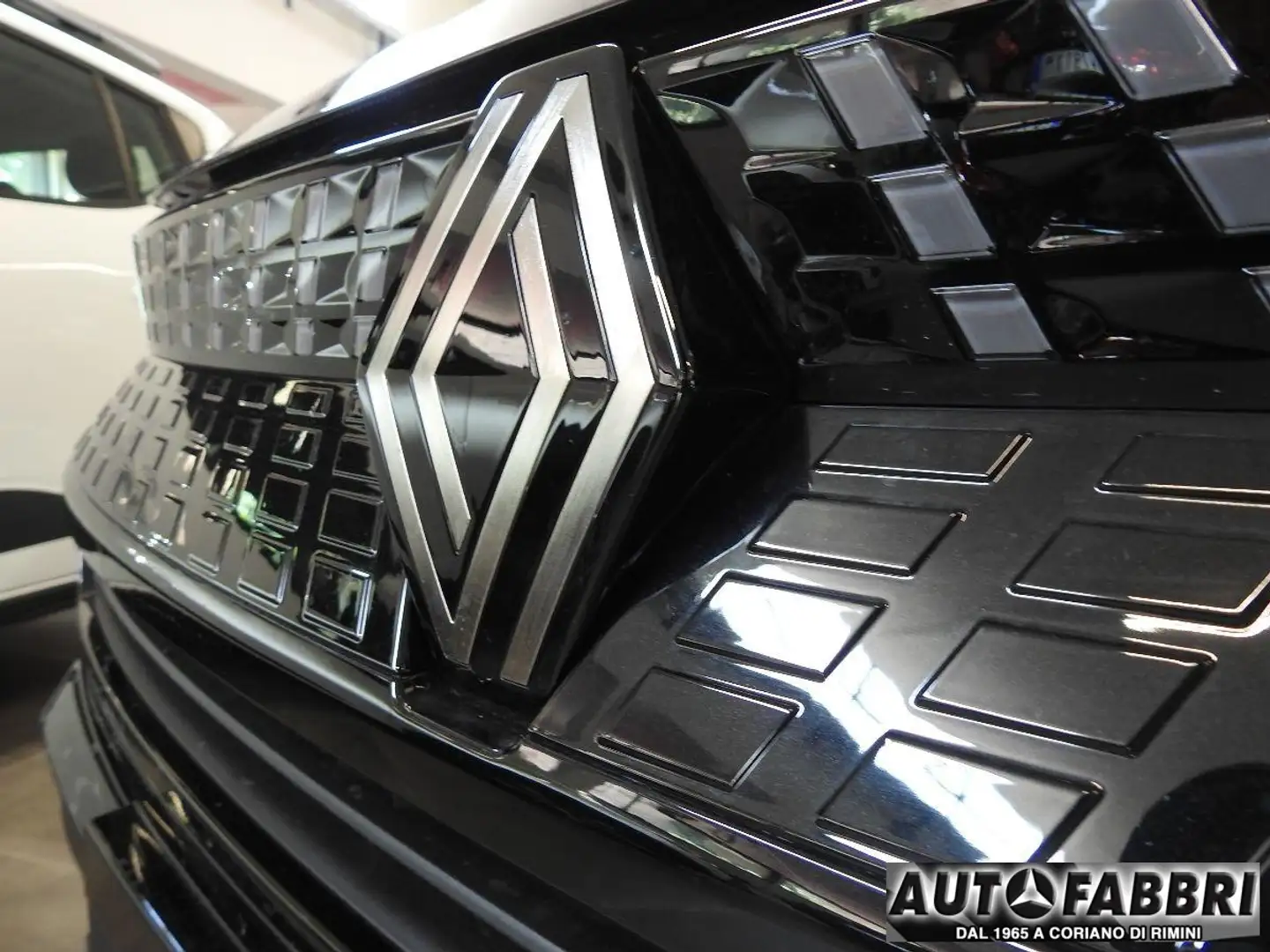 Renault Captur Renault e 1.0 tce 101 cv GPL Tekno Black edi Nero - 2