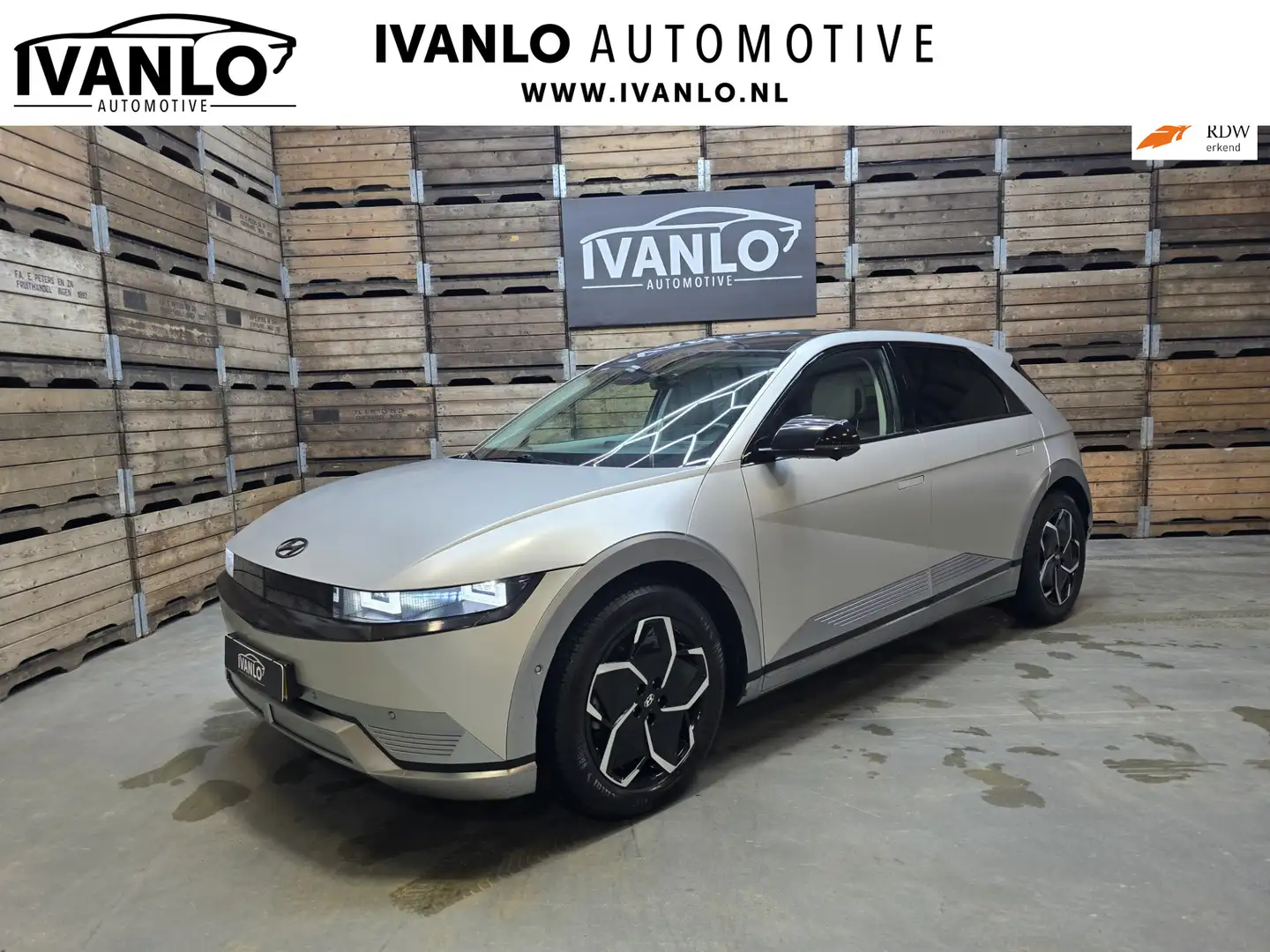 Hyundai IONIQ 5 Lounge 73kWh Leder 360 HUD Navi LED Clima 19"LM Grijs - 1