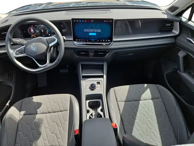 Volkswagen Tayron view 8