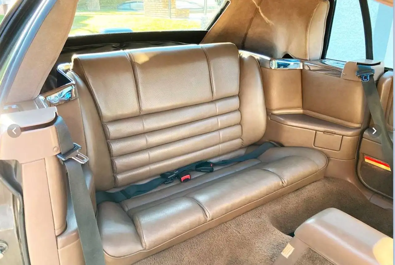 Chrysler Le Baron Cabriolet 2.2i GTC, foto 6