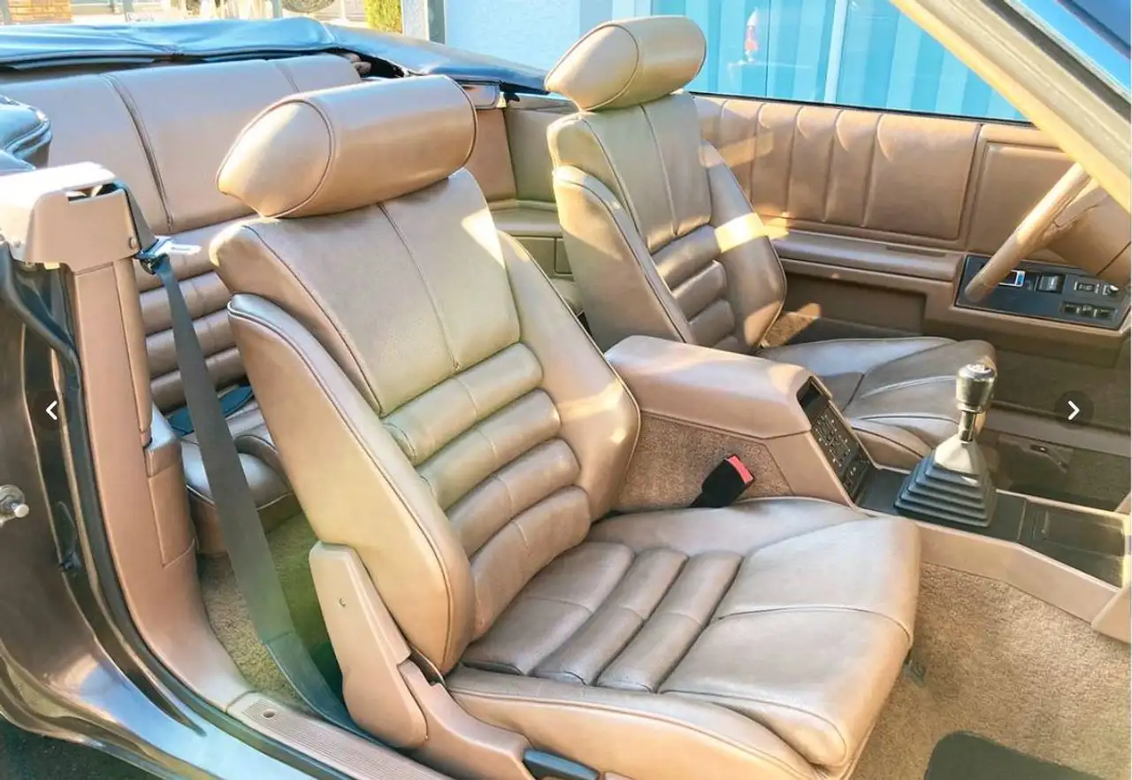 Chrysler Le Baron Cabriolet 2.2i GTC, foto 5