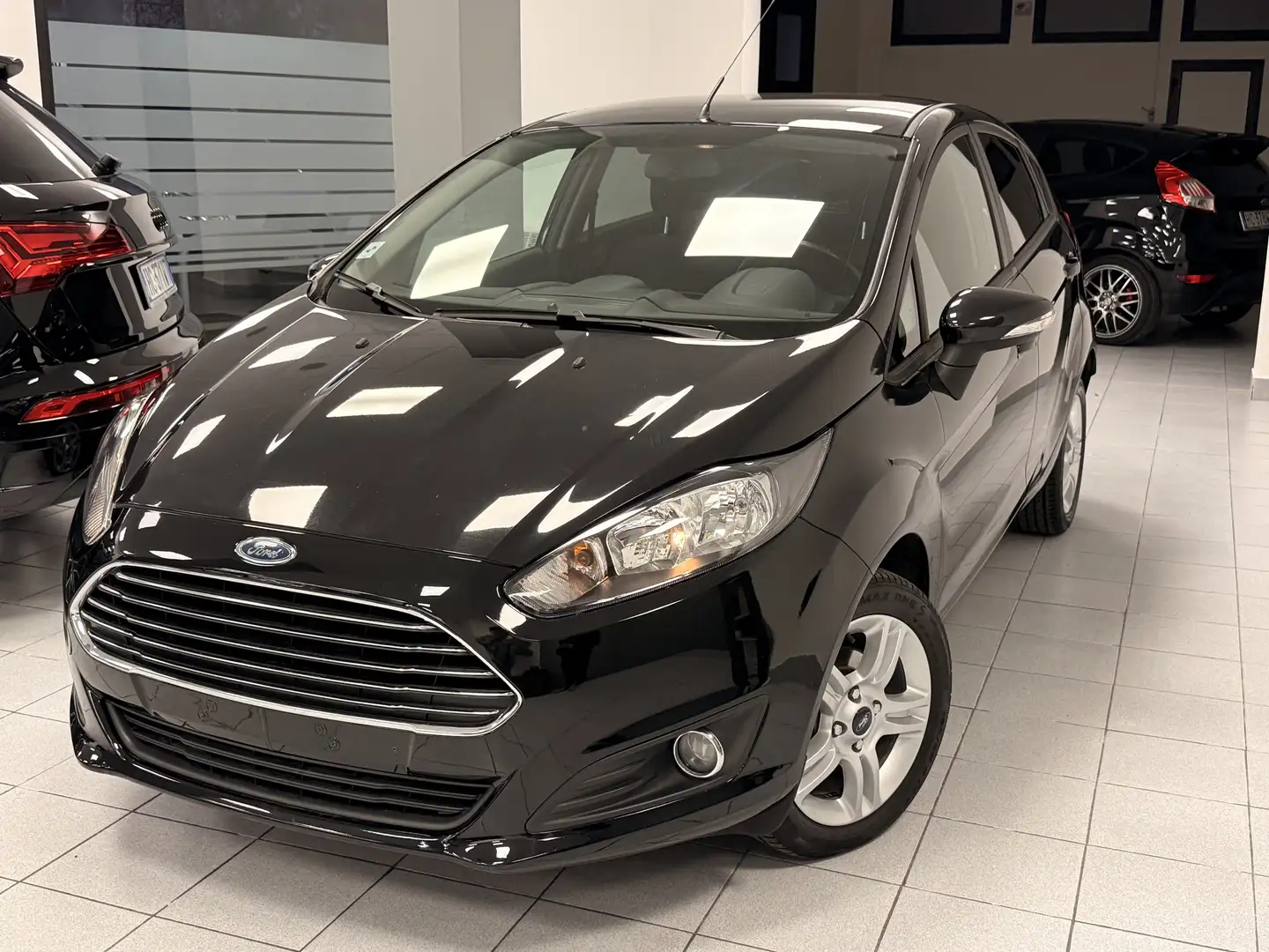 Ford Fiesta Fiesta 5p 1.25 60cv Schwarz - 2