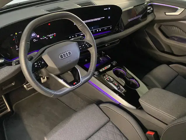 Audi A5 view 3