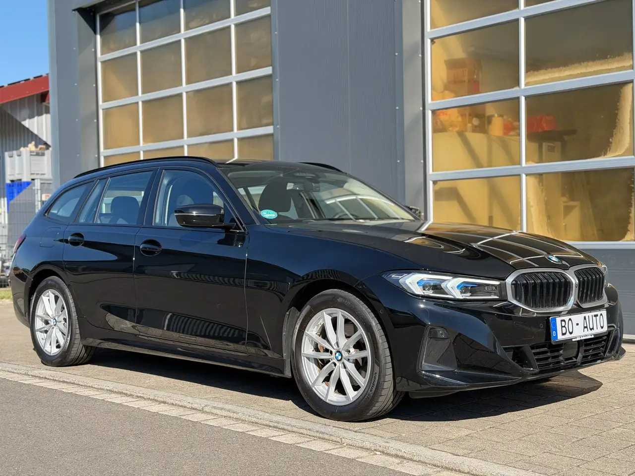 BMW 320