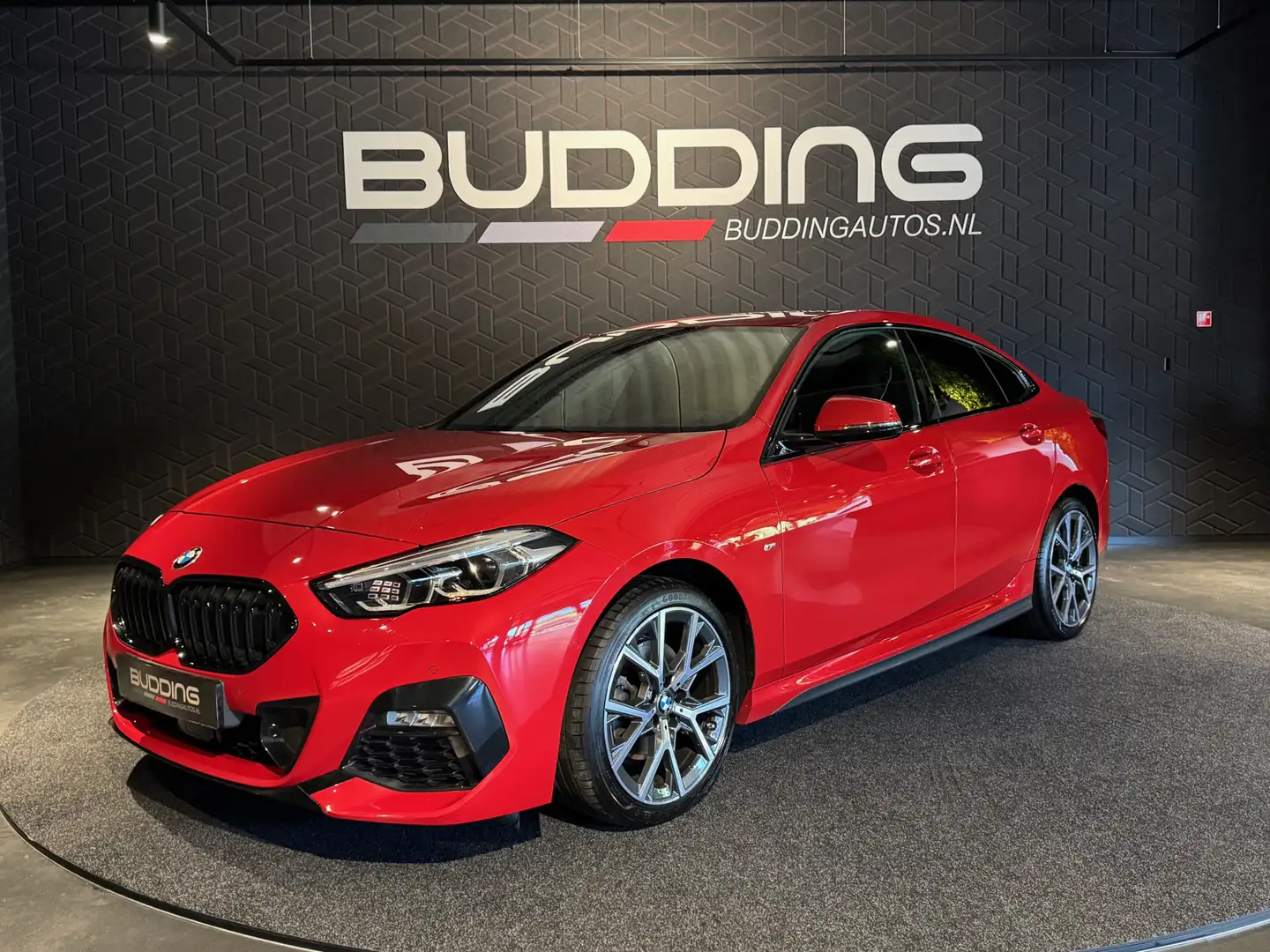 BMW 218 2-serie Gran Coupé 218i | M-sport | Head-up | Adap Rood - 1