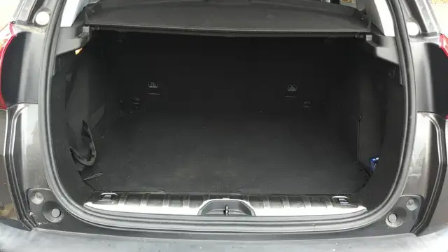 Peugeot 2008 view 14