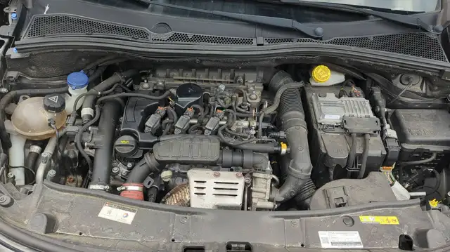 Peugeot 2008 view 15