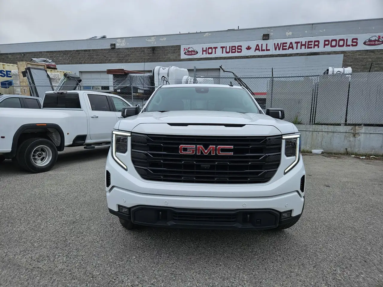 GMC Sierra 1500 снимка GMC Sierra 1500