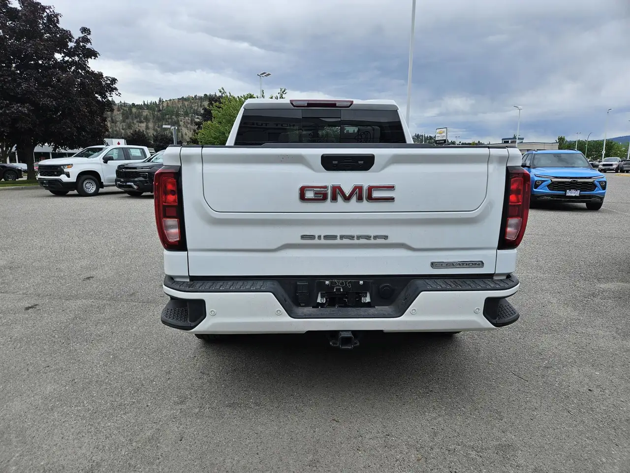 GMC Sierra 1500 снимка GMC Sierra 1500