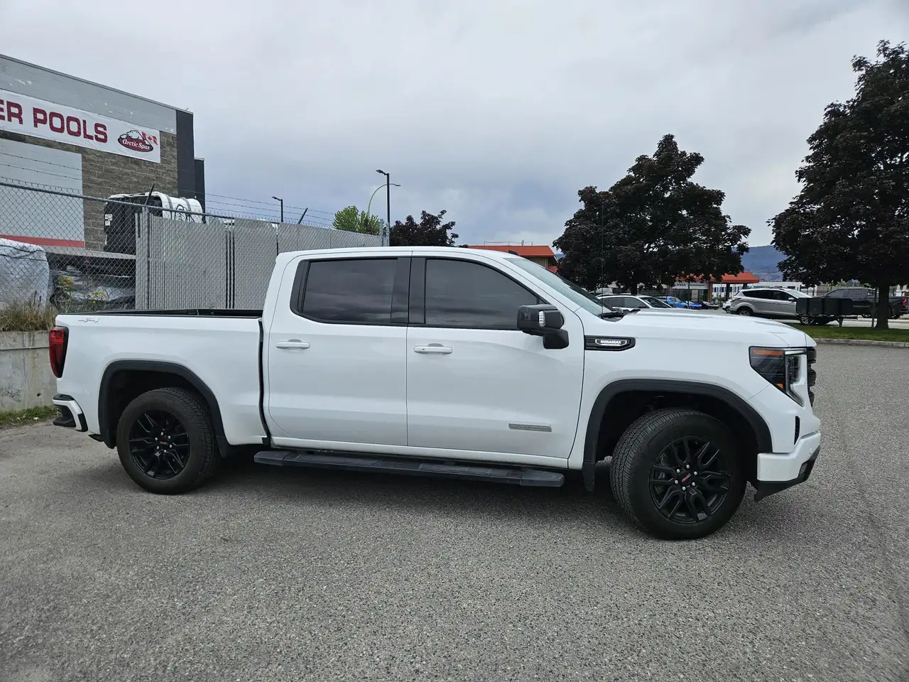 GMC Sierra 1500 снимка GMC Sierra 1500
