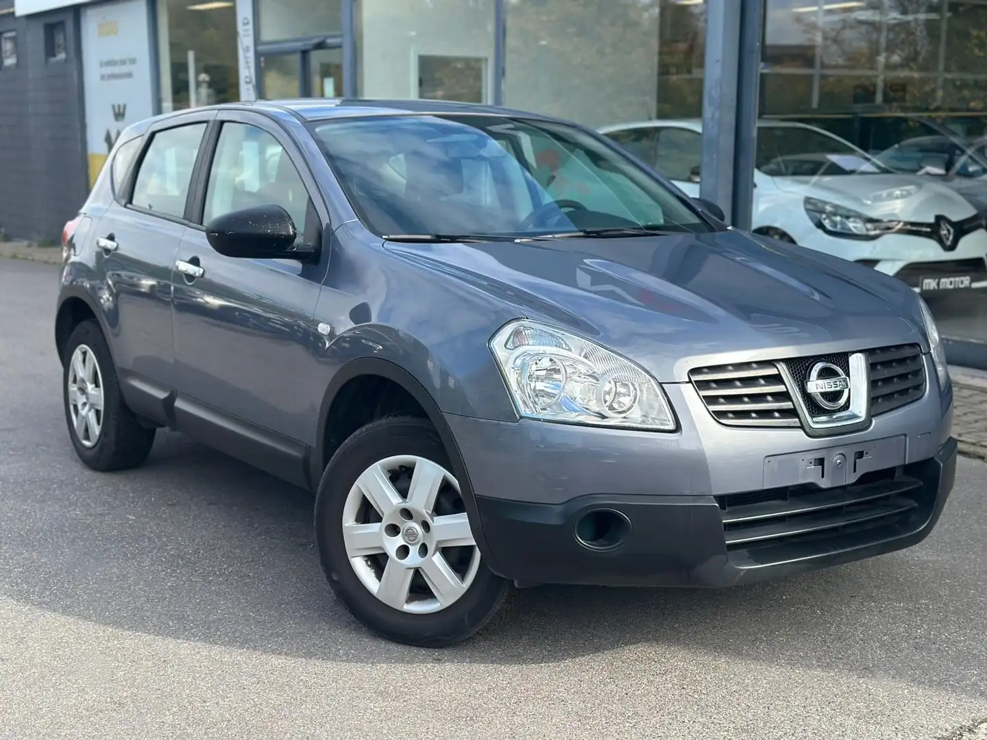 Nissan Qashqai 🟩 Qashqai 1.6i 2WD Urban Edition Grau - 1