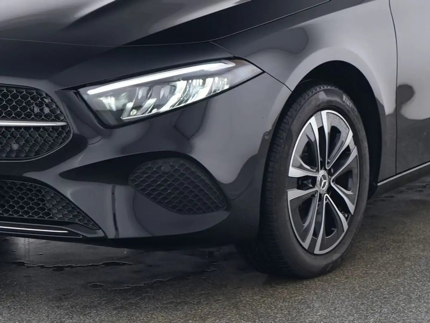 Mercedes-Benz A 250 e Progressive Limousine AHK/MBUX +/ Kamera Schwarz - 2