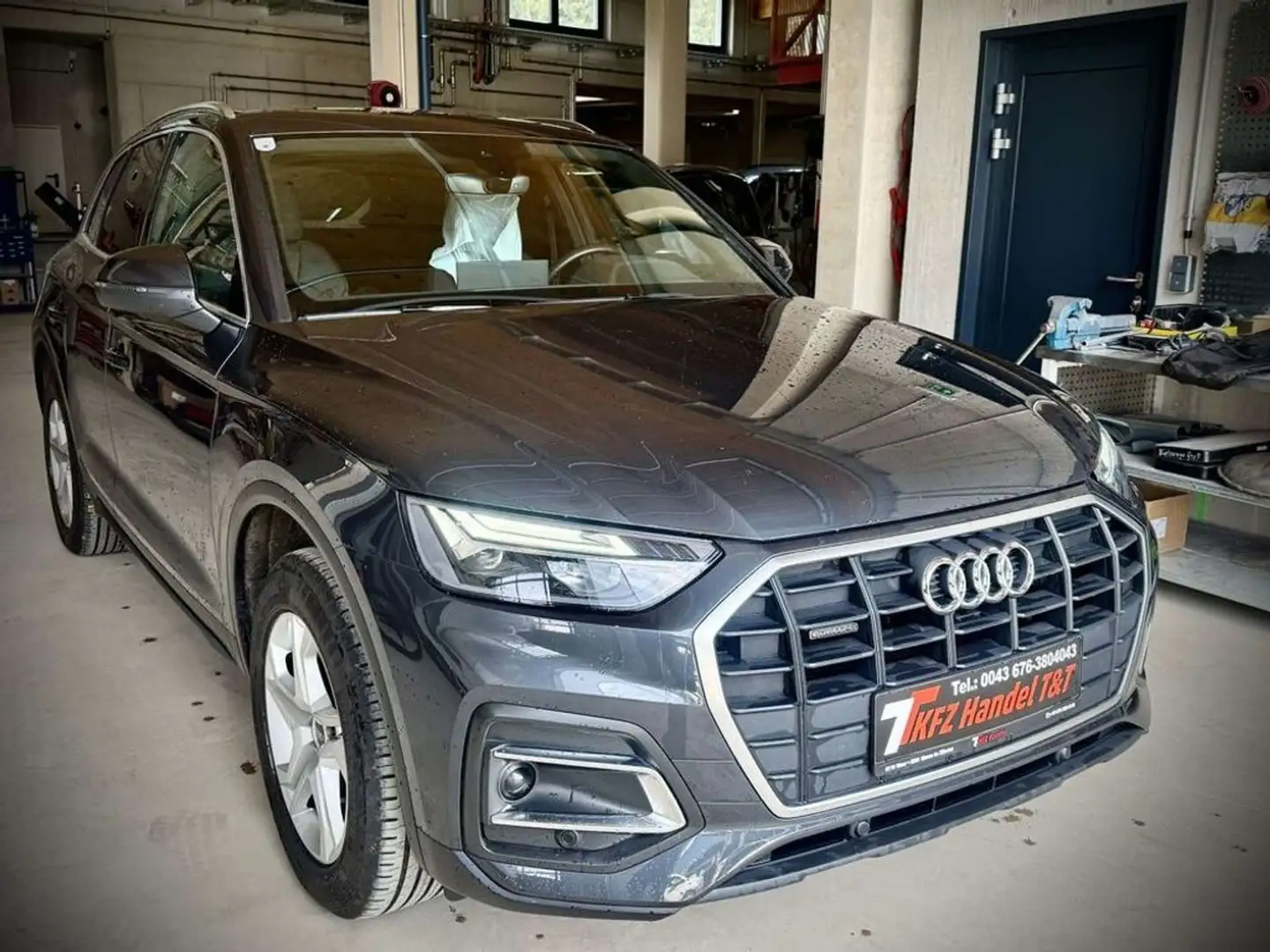 Audi Q5 40 TDI quattro Grau - 2