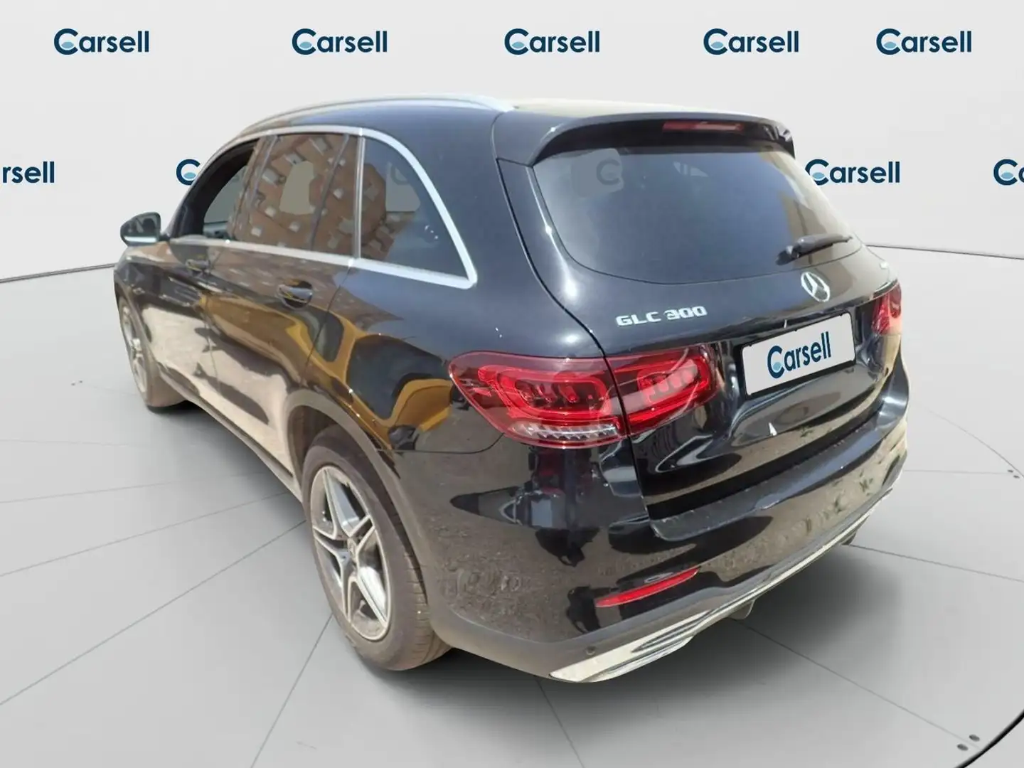 Mercedes-Benz GLC 300 4MATIC - 2
