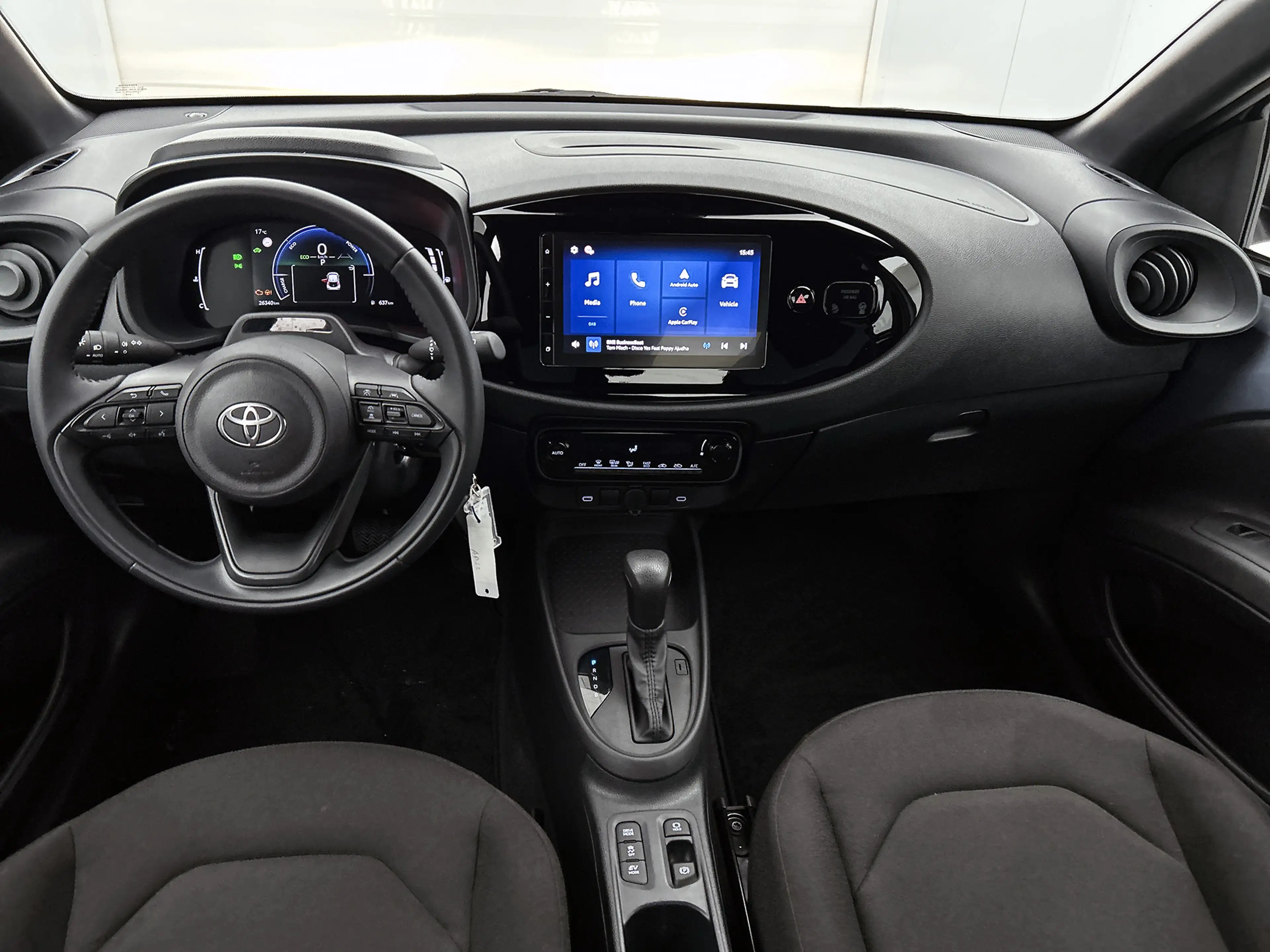 Toyota Aygo X Hybrid 115 play | Apple Carplay&Android Auto | ACC — photo 4