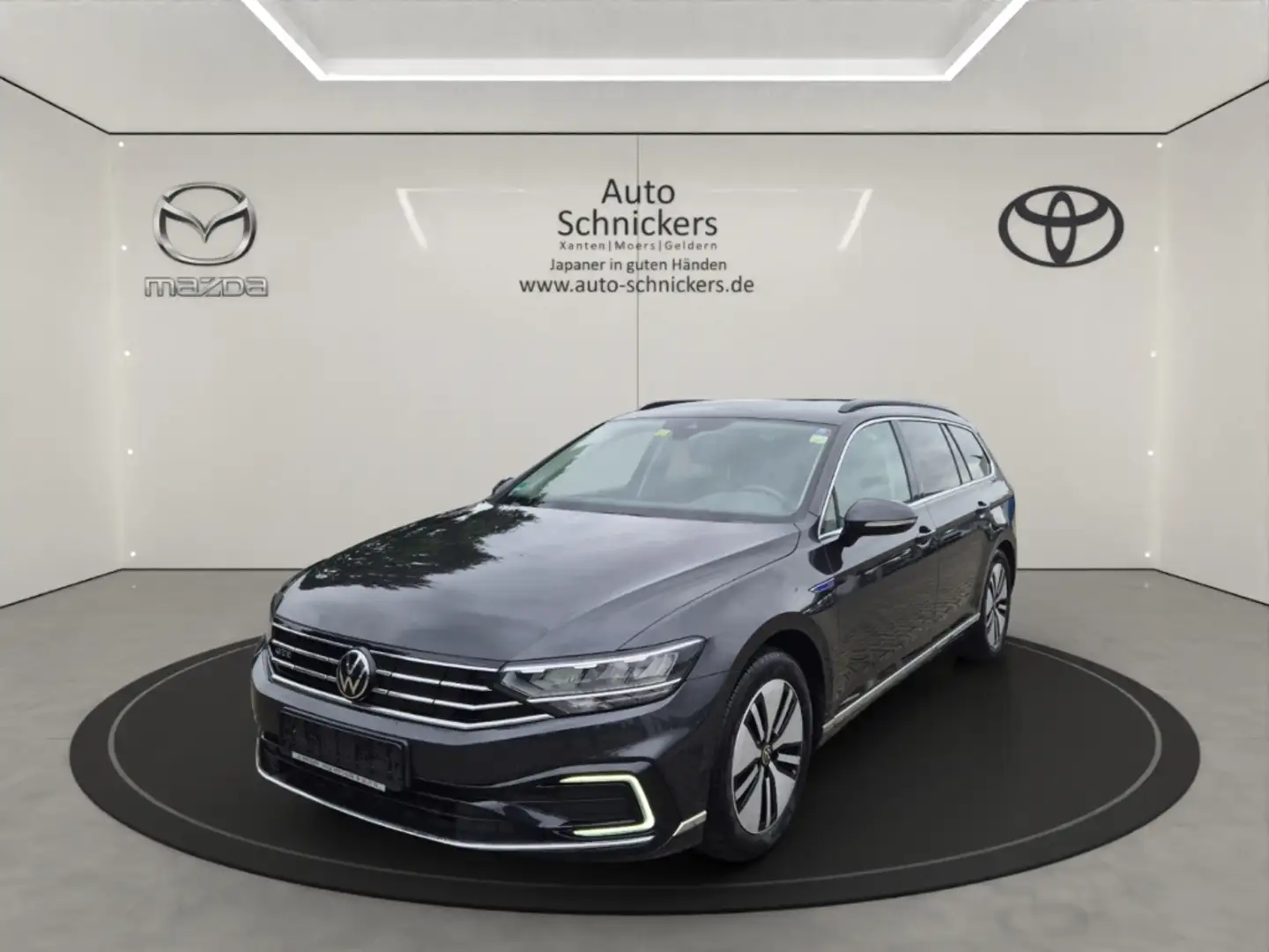 Volkswagen Passat Variant GTE Plug-In+8FACH+NAV !! Grijs - 1