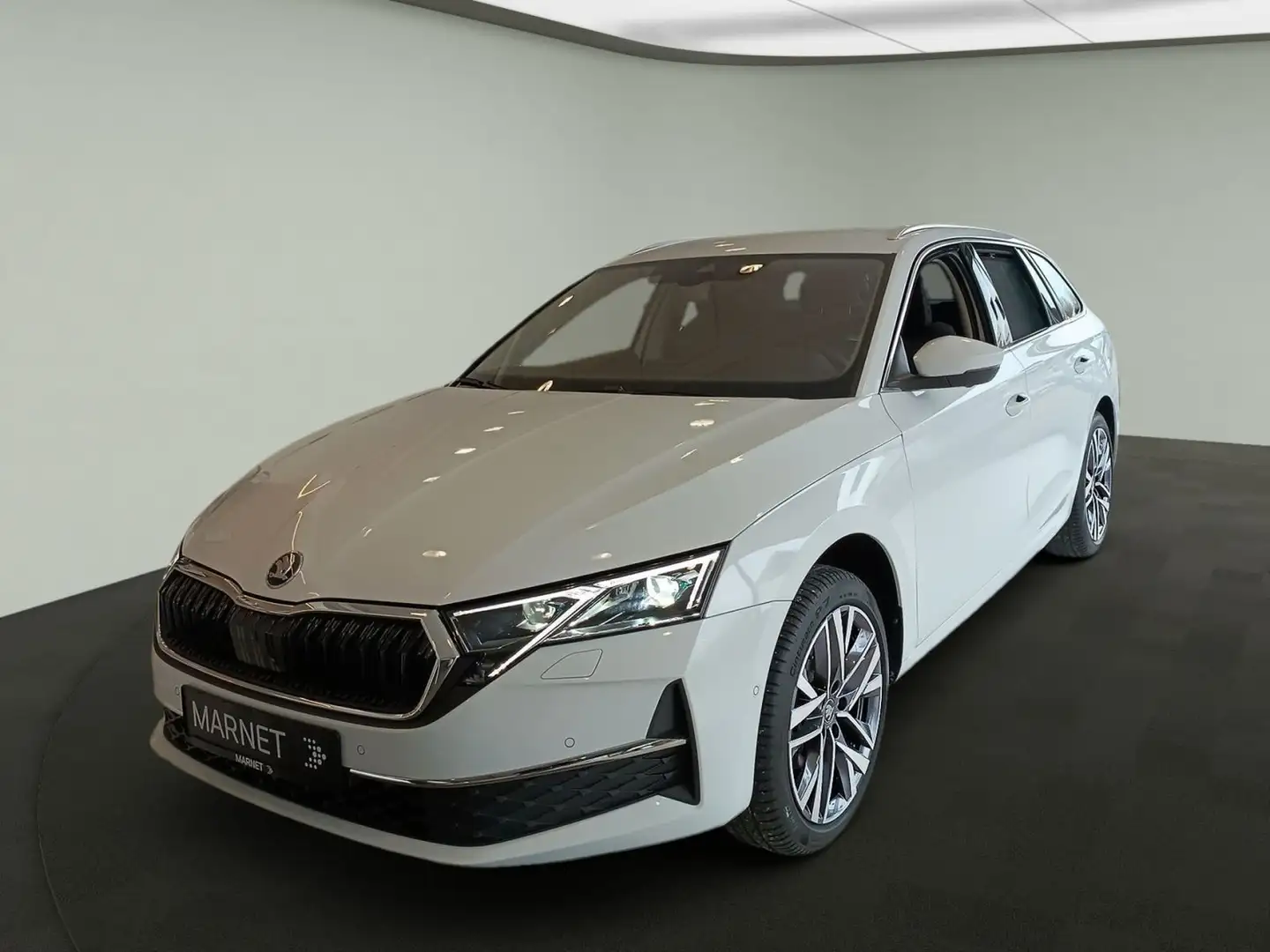 Skoda Octavia Combi TOUR | AHK | 360° Kamera | Head-Up Weiß - 2