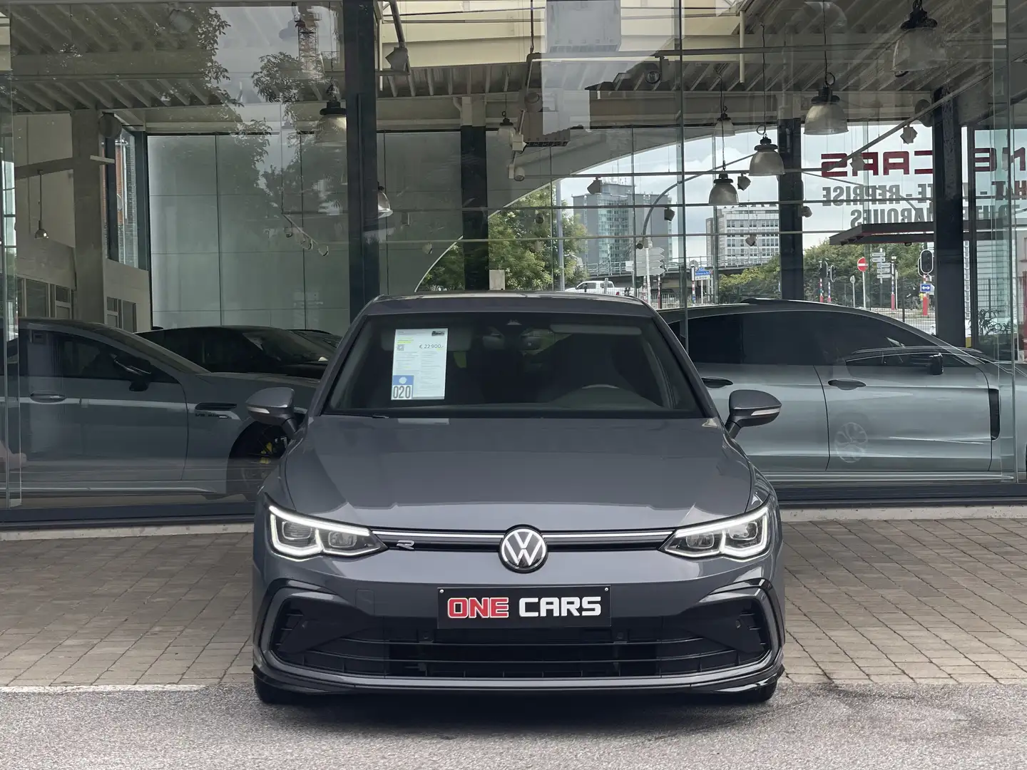 Volkswagen Golf Golf 8 2.0TDi ( R-Line ) Grau - 2