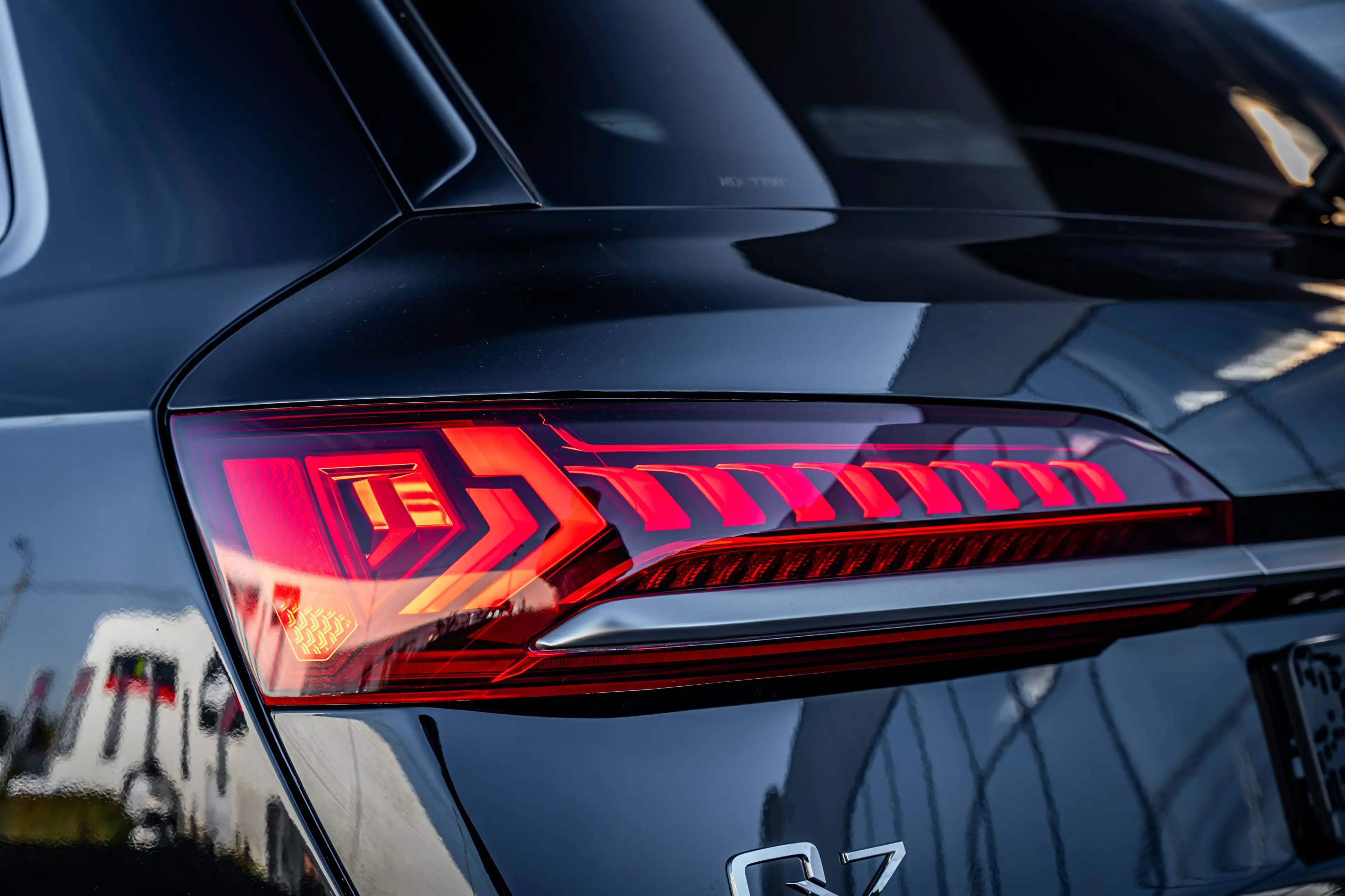 Audi Q7 Q7 PHEV 55 TFSi e Quattro S line OPF Tipt. (EU6AP) (280 kW) — photo 6