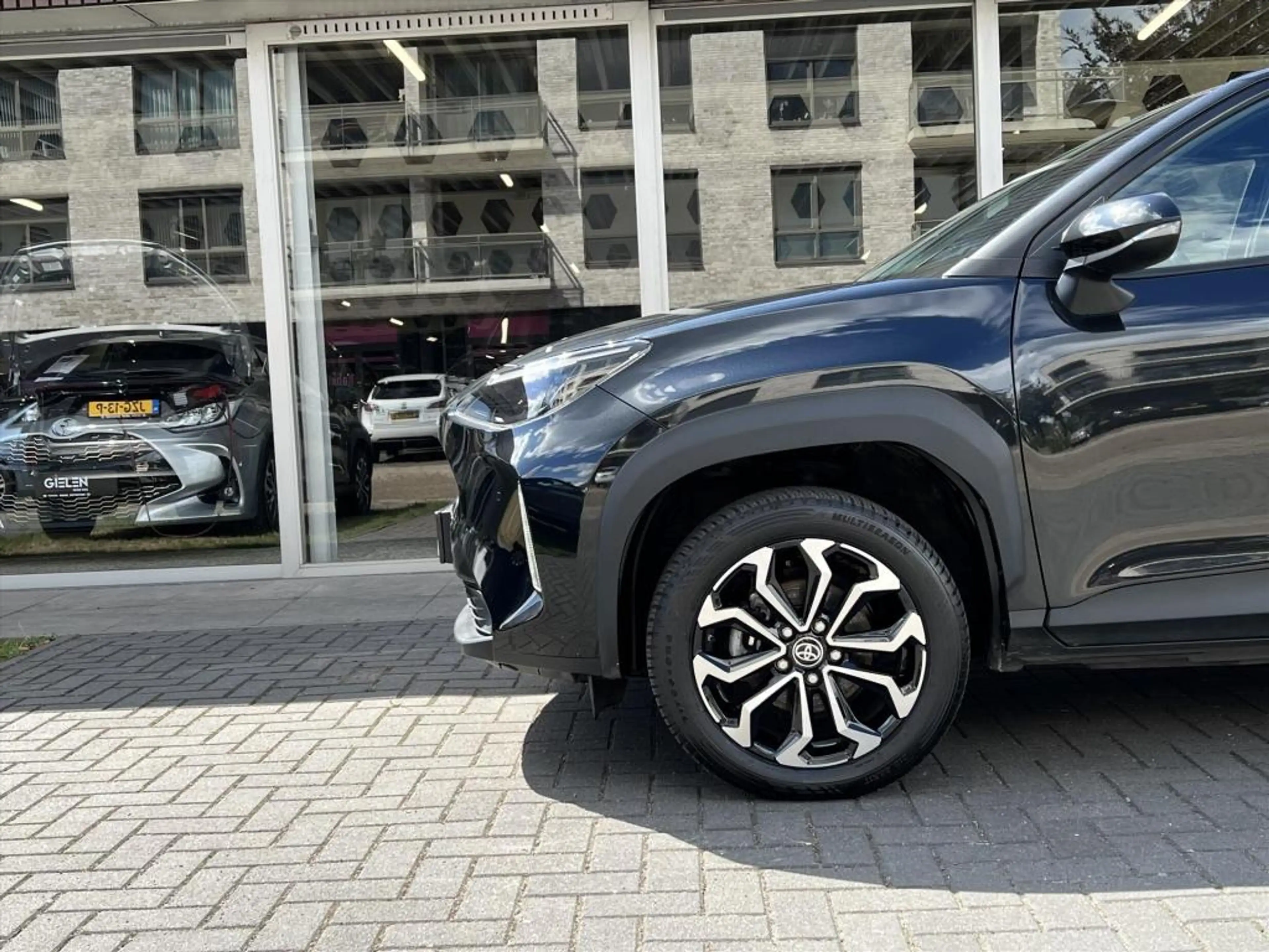 Toyota Yaris Cross 1.5 Hybrid Dynamic Plus | Dodehoekherkenning, Park — photo 9