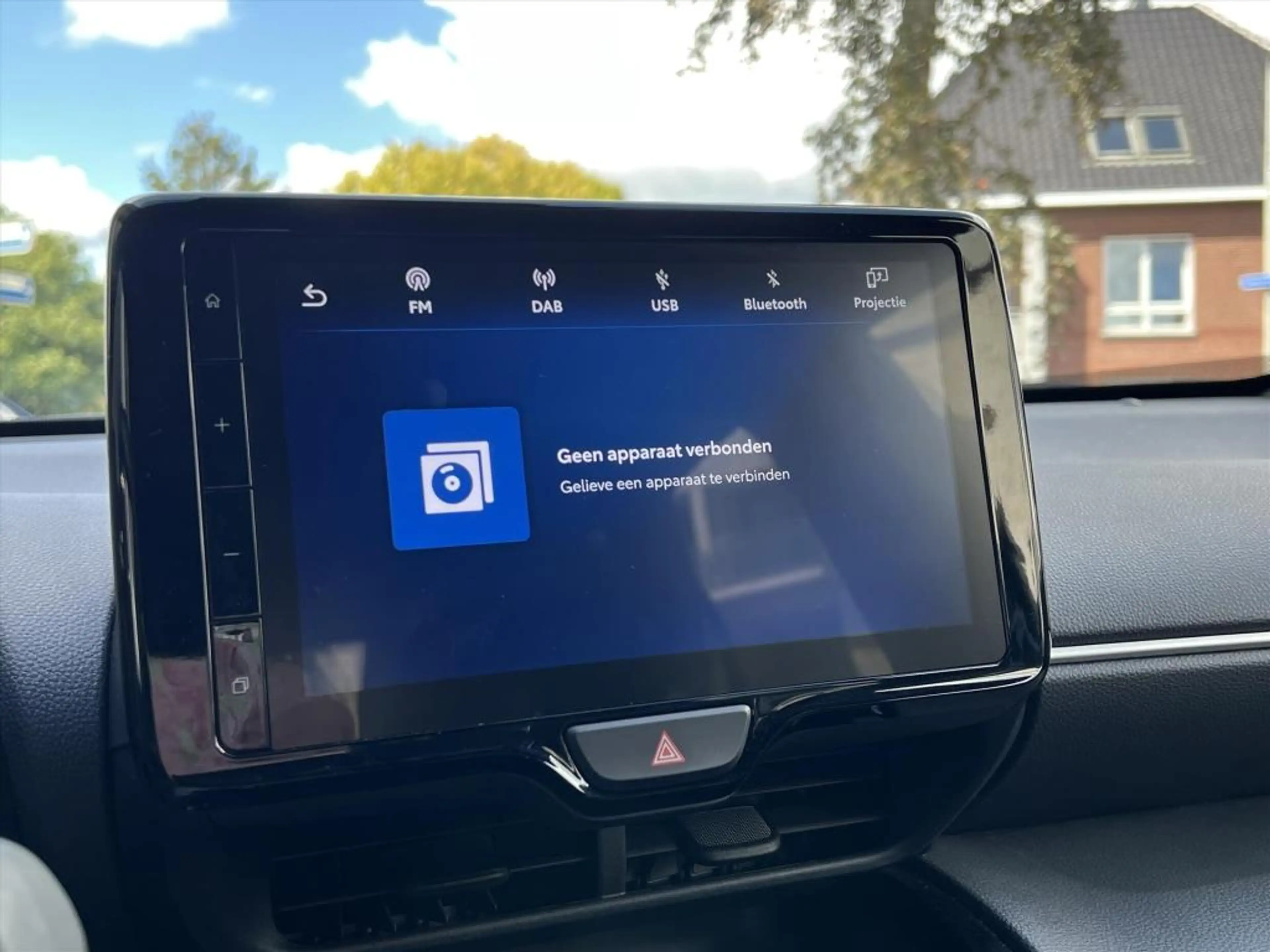 Toyota Yaris Cross 1.5 Hybrid Dynamic Plus | Dodehoekherkenning, Park — photo 31