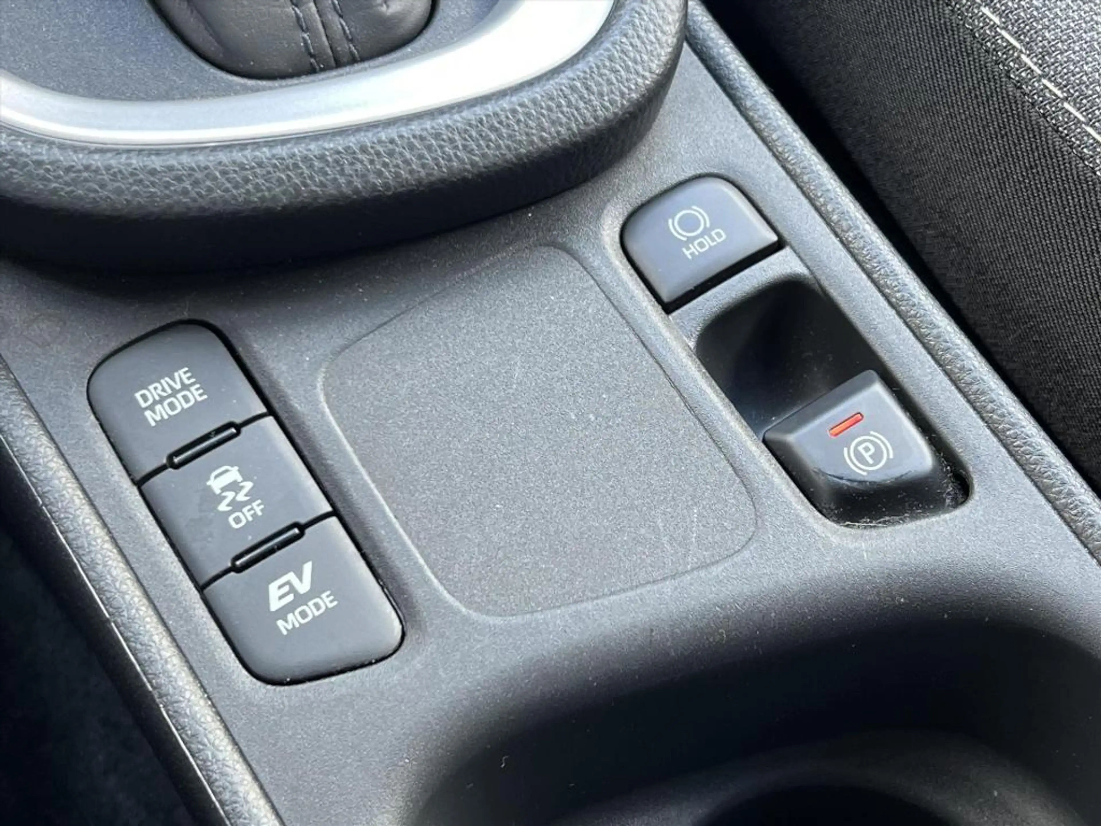 Toyota Yaris Cross 1.5 Hybrid Dynamic Plus | Dodehoekherkenning, Park — photo 27