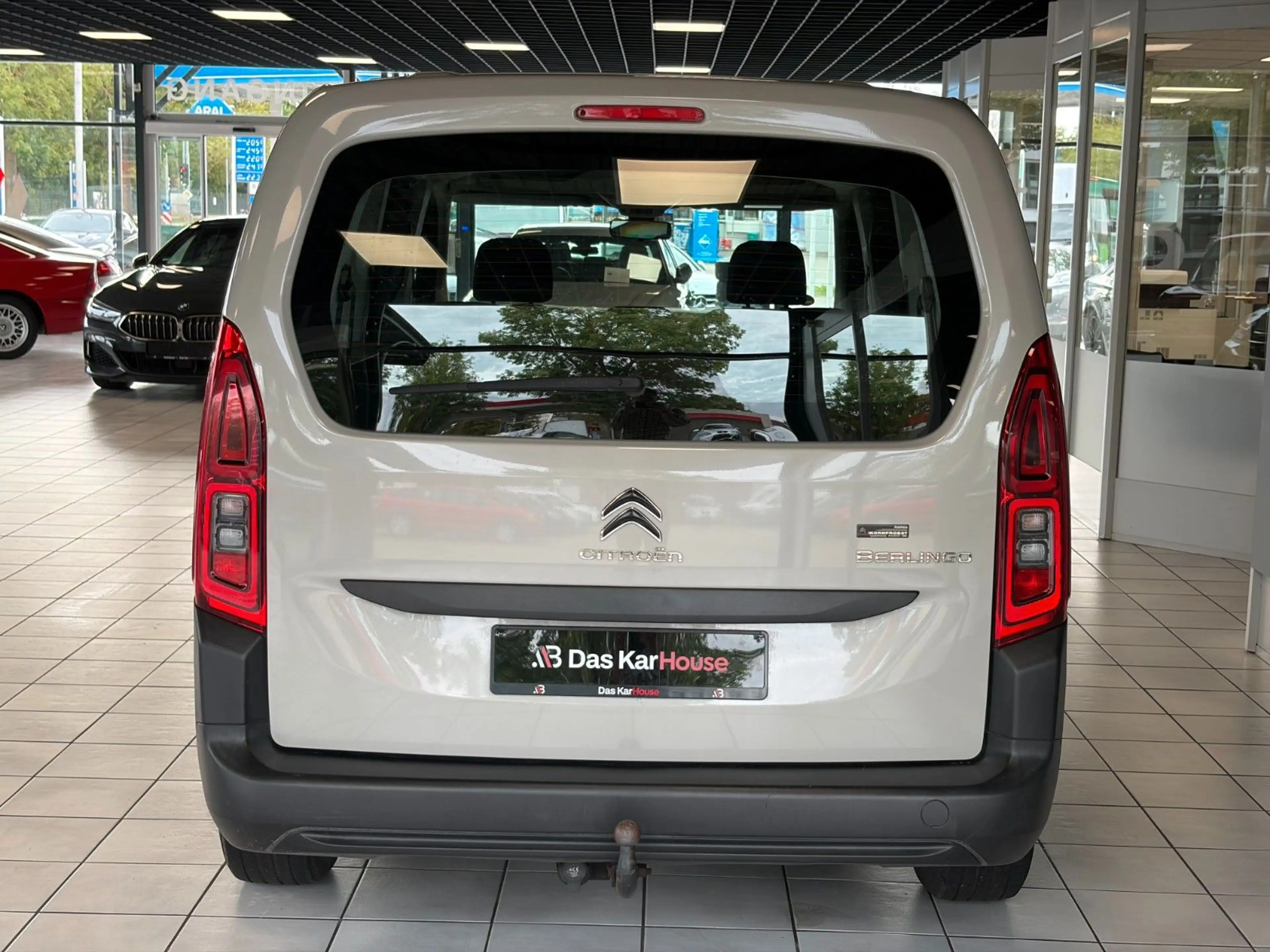 Citroen Berlingo 1.2 Live XL · 7 Sitzer · 1. Hand · AHK — photo 4