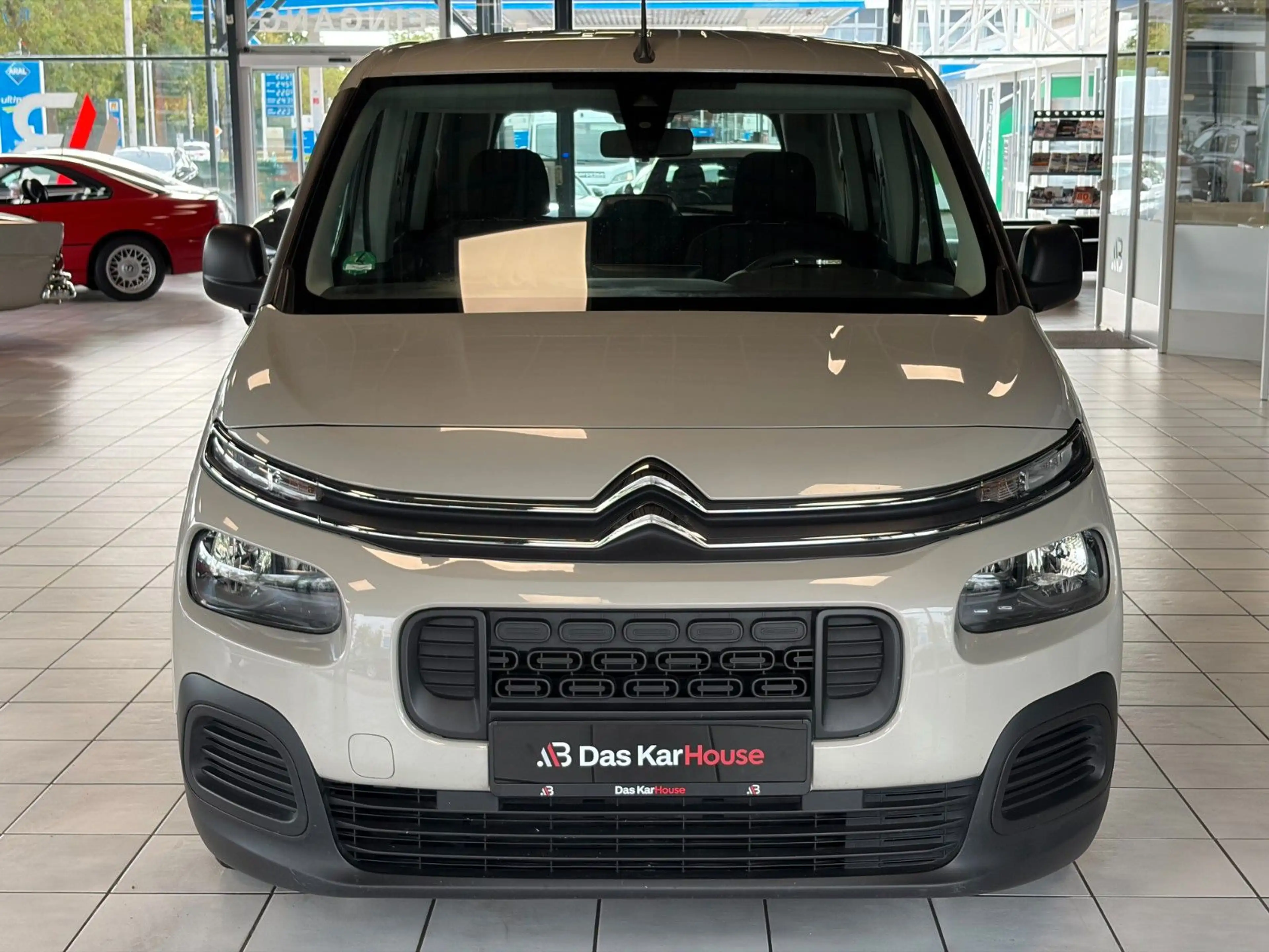 Citroen Berlingo 1.2 Live XL · 7 Sitzer · 1. Hand · AHK — photo 9