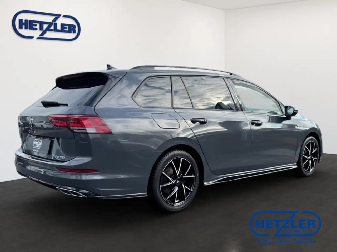 Volkswagen Golf VIII Variant R-Line eTSI Sportpaket Navi Digitales 3