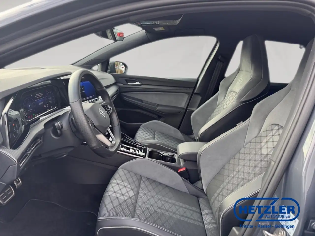 Volkswagen Golf VIII Variant R-Line eTSI Sportpaket Navi Digitales 7