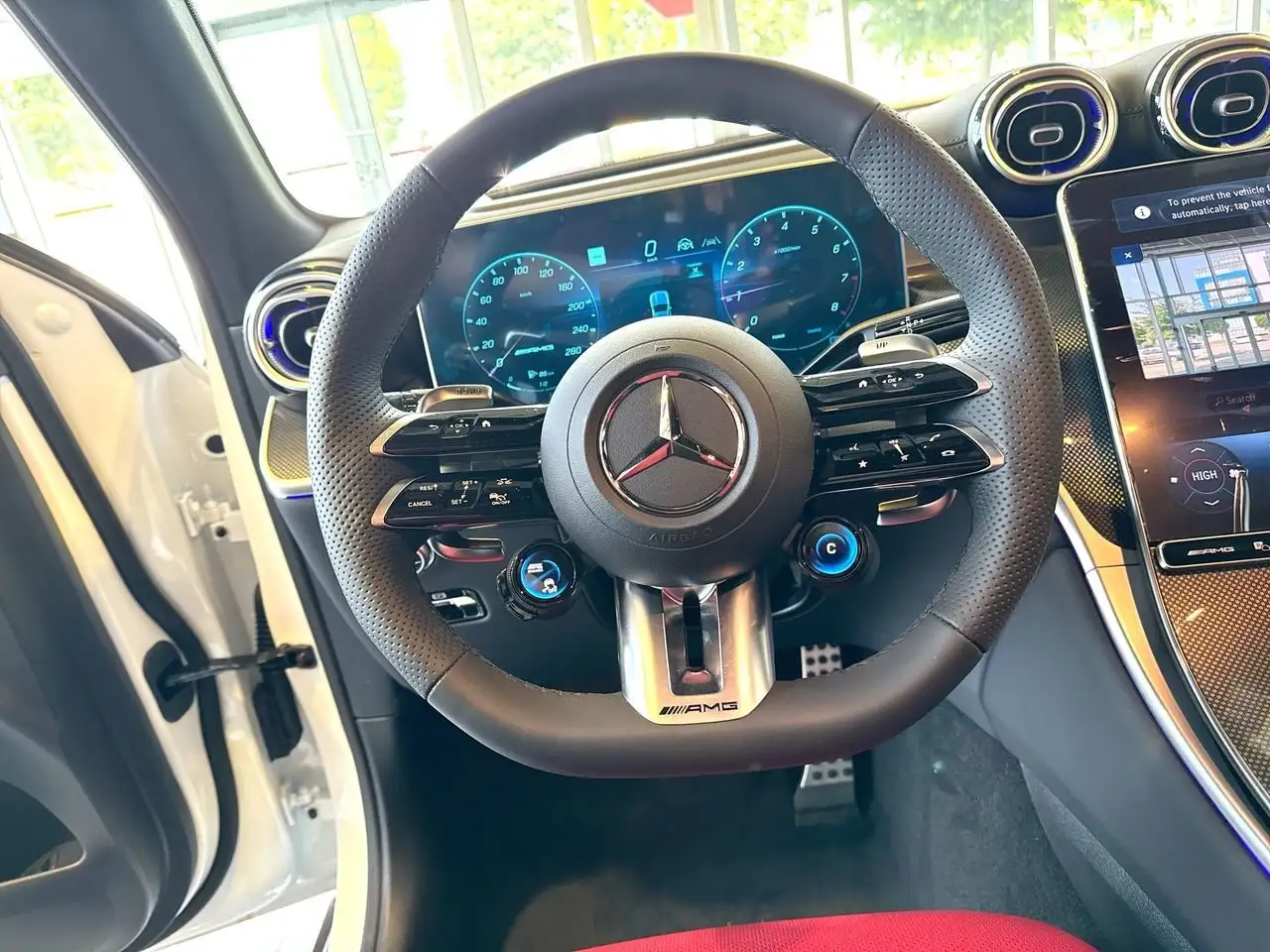 Mercedes-Benz GLC photo Mercedes-Benz GLC