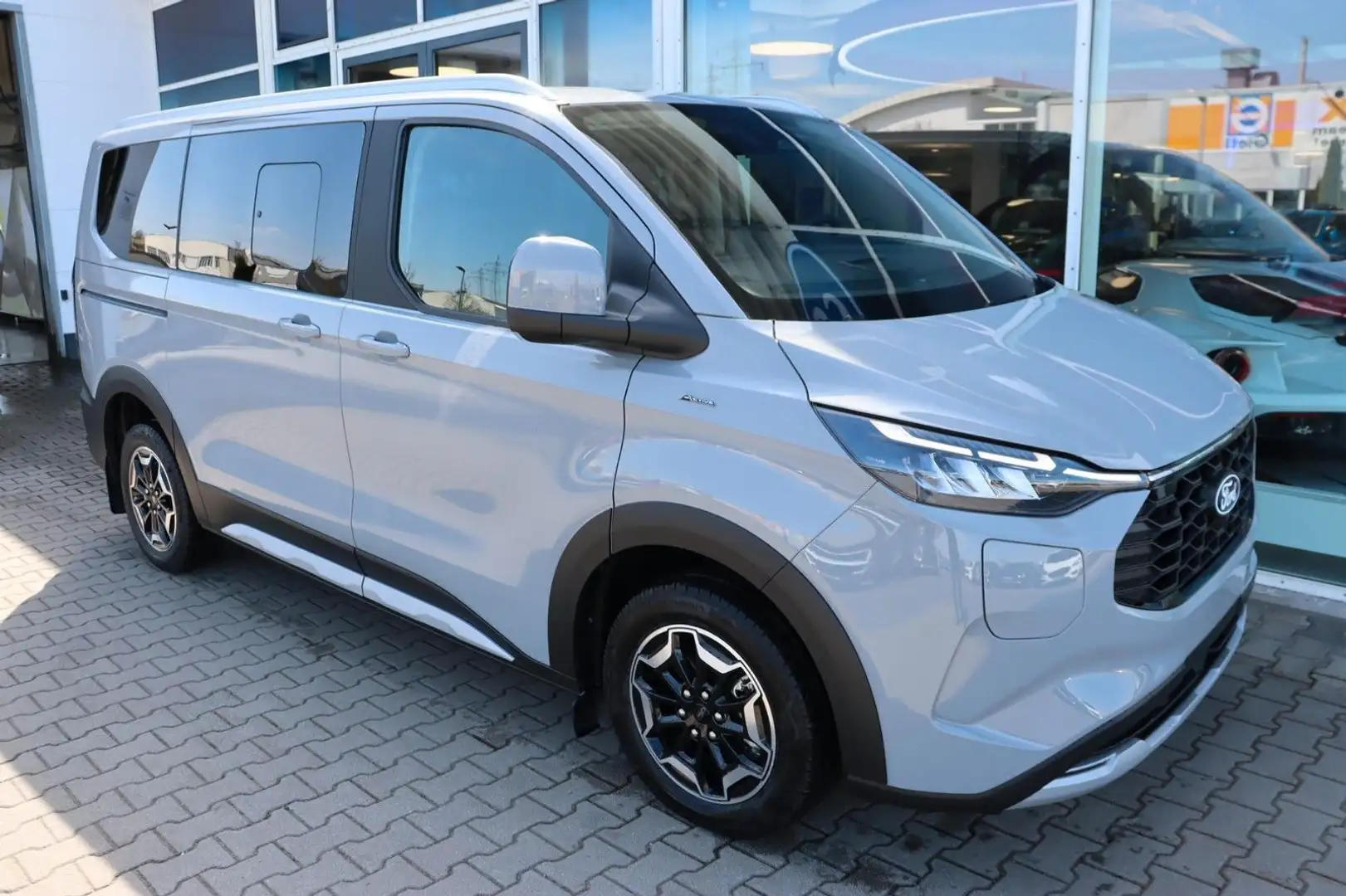 Ford Tourneo Custom Active PHEV 340/L1 B&O 0,0%* FIN Grau - 2