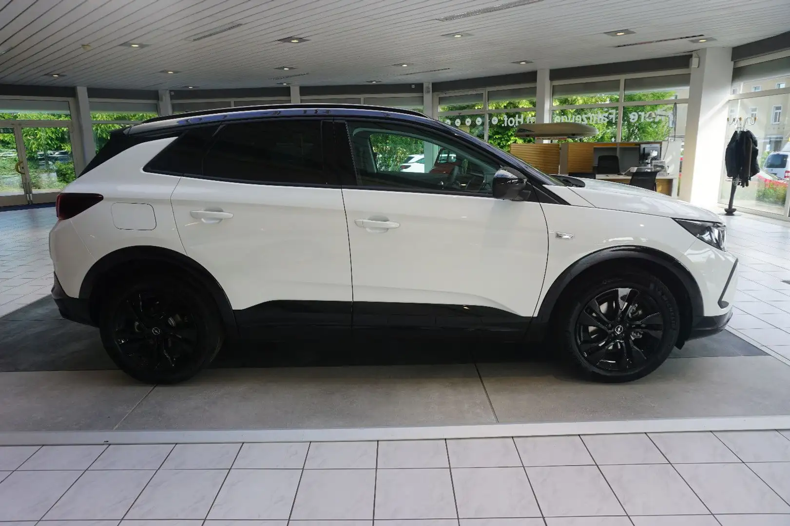 Opel Grandland X Grandland GS Line NAVI, LED, SITZHEIZUNG, DAB+ Weiß - 2