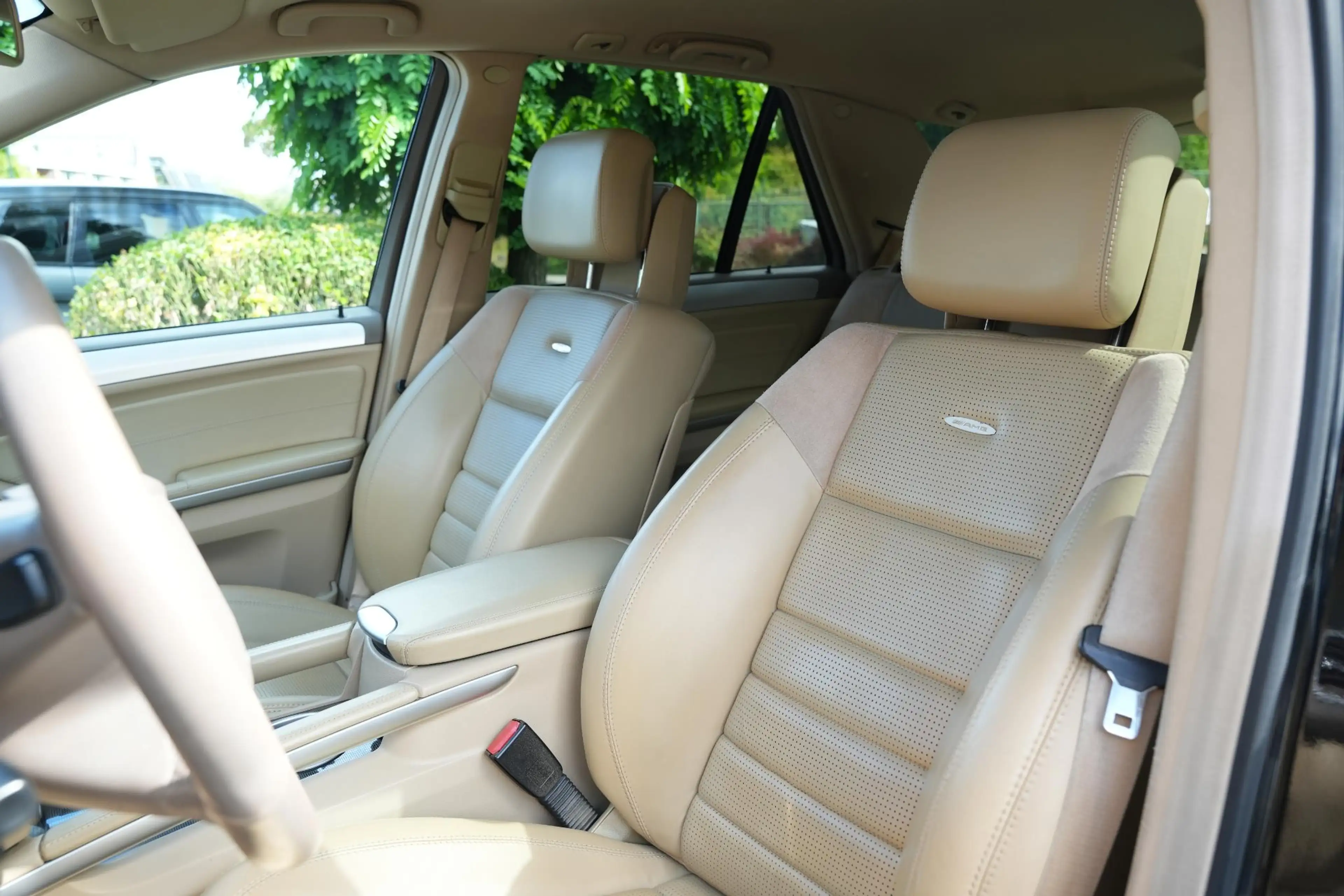 Mercedes-Benz ML 63 AMG M-klasse AMG | 510 PK | 6.2 V8 | Youngtimer | — photo 4