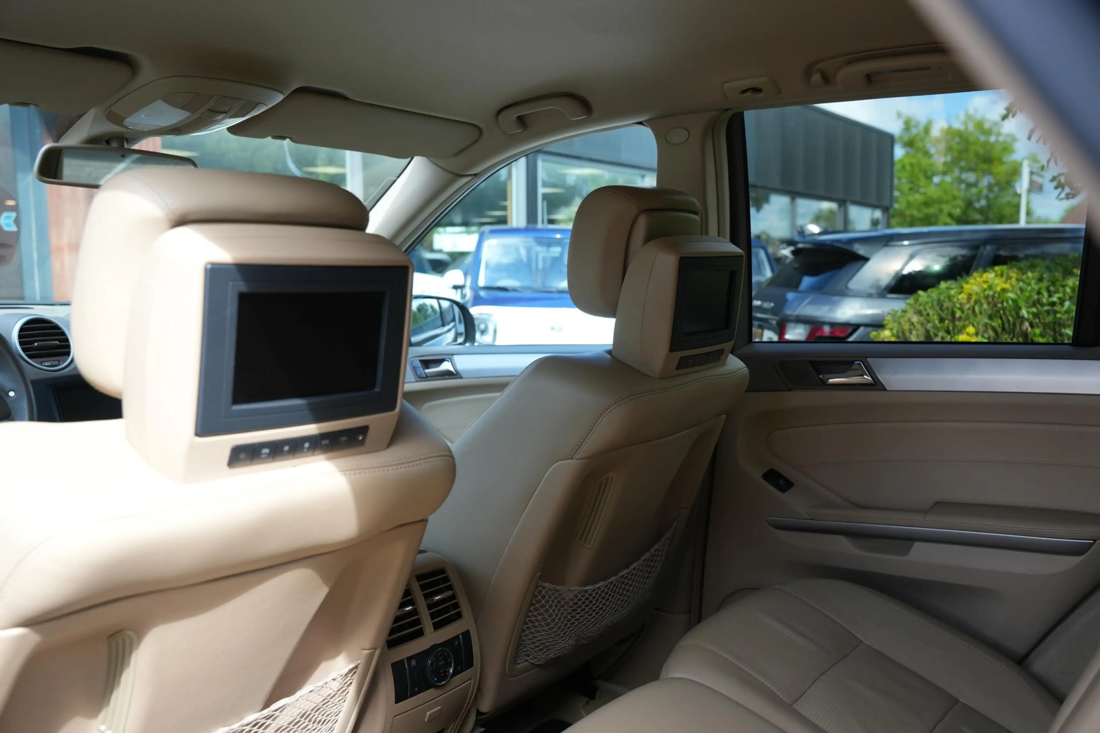 Mercedes-Benz ML 63 AMG M-klasse AMG | 510 PK | 6.2 V8 | Youngtimer | — photo 14