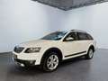 Skoda Octavia Combi Scout 2.0TDI 4x4 DSG Tempomat Blanc - thumbnail 2