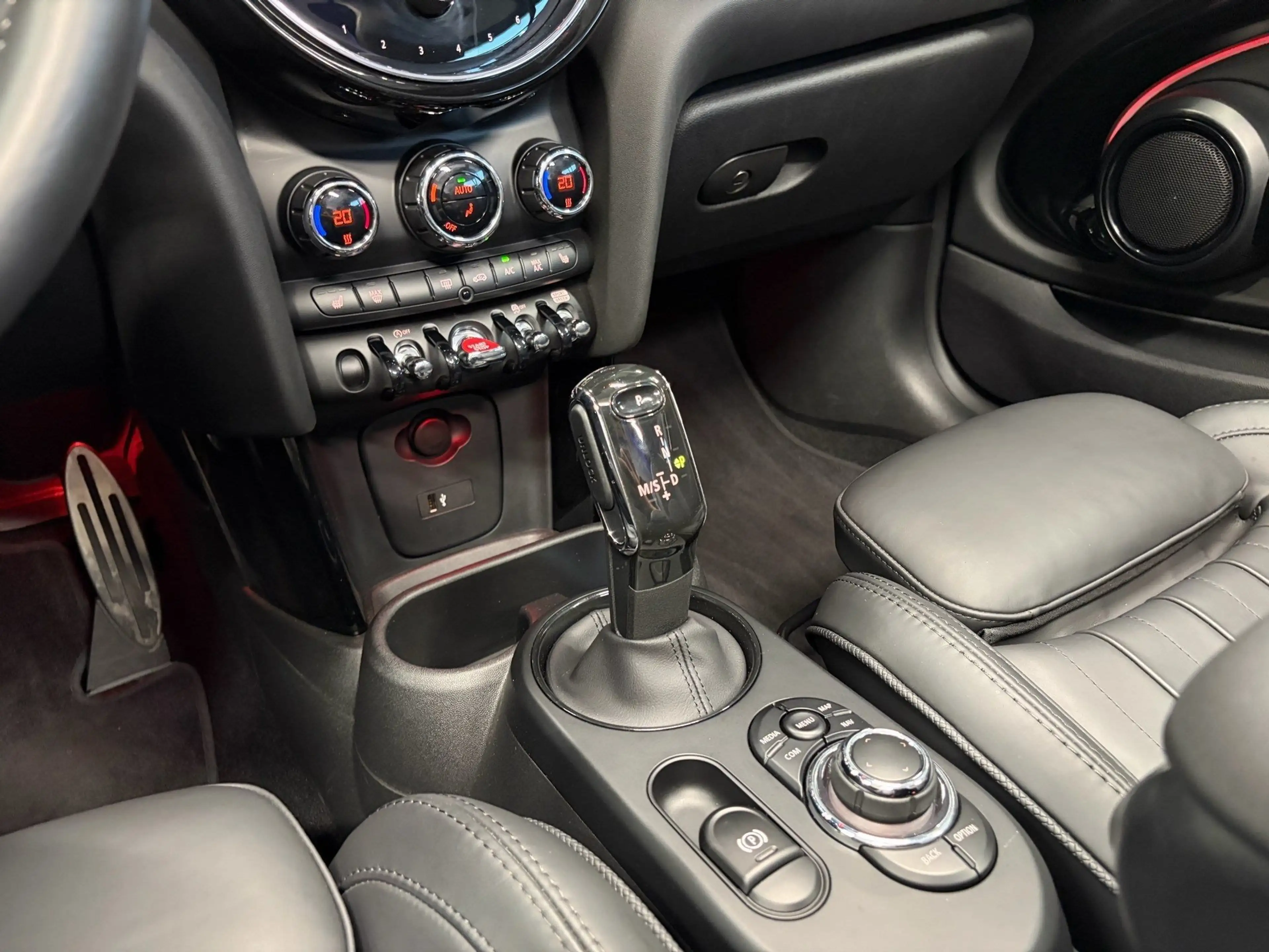 MINI John Cooper Works Cabrio John Cooper Works Cabrio ACC NAVI LED PDC V+H — photo 14