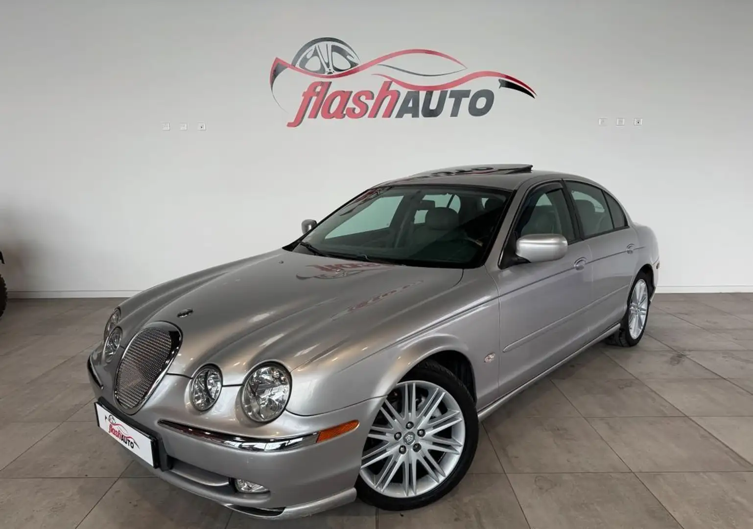 Jaguar S-Type PHASE II 4.0 i V8 285cv-BVA Gris - 1