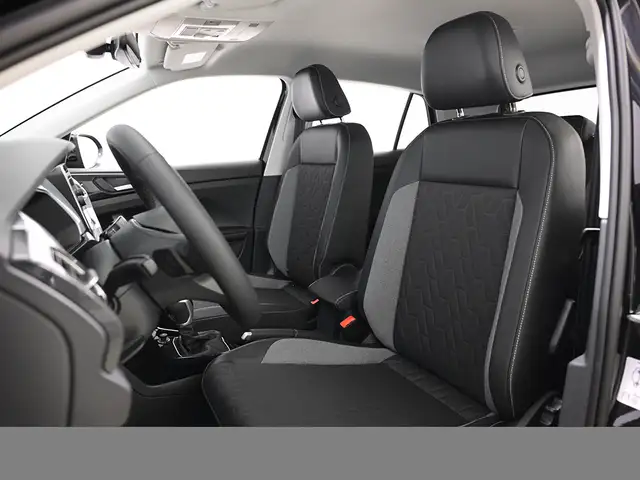 Volkswagen T-Cross view 10
