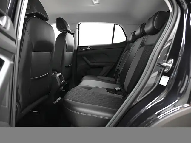 Volkswagen T-Cross view 12