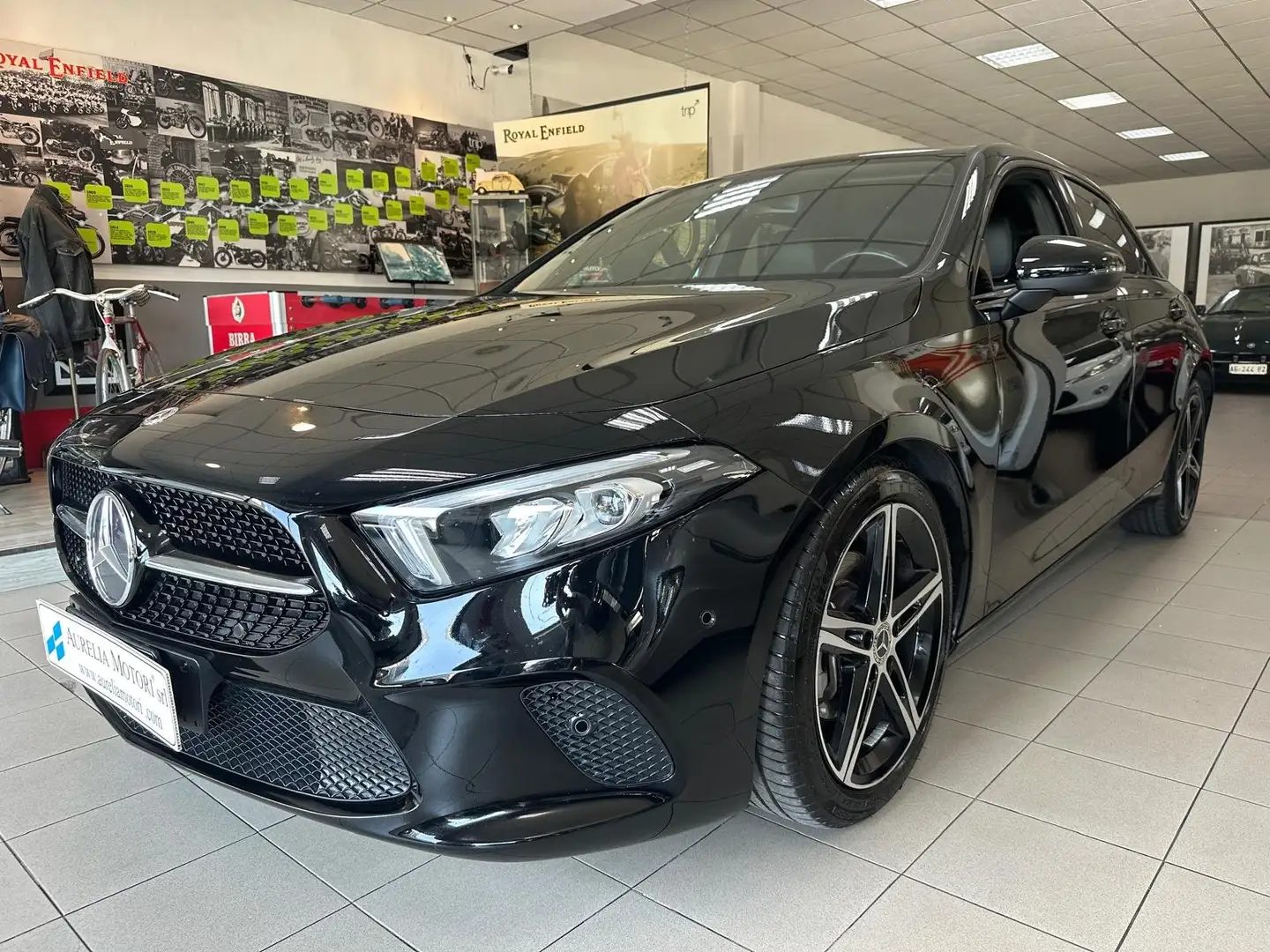 Mercedes-Benz A 180 A 180 dNight ed. auto UNIPR. PARI AL NUOVO FULL Nero - 1